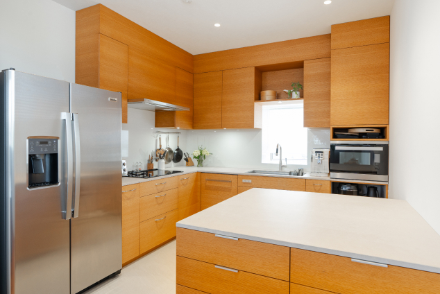 造作のキッチン