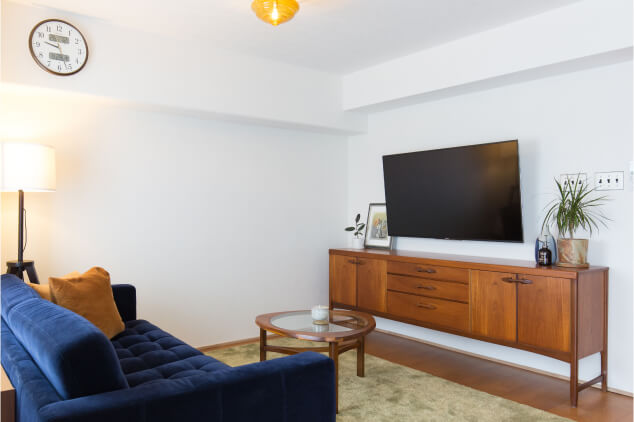 費用を抑えた造作テレビボード